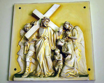 Stations of the Cross Statue 8